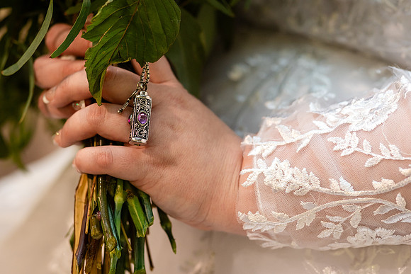 E89A6243