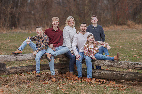 crum_family_2023-29
